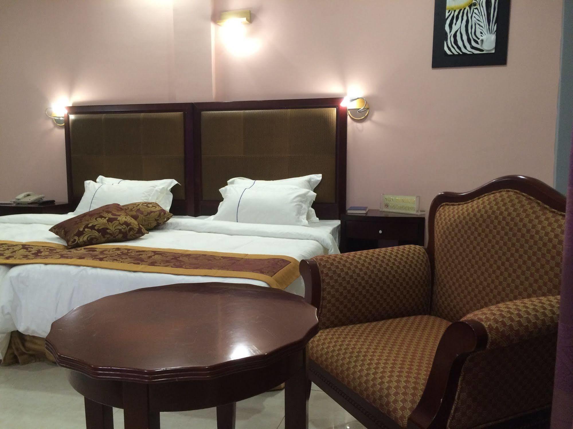 Sun Beach Hotel Cotonou Exterior photo