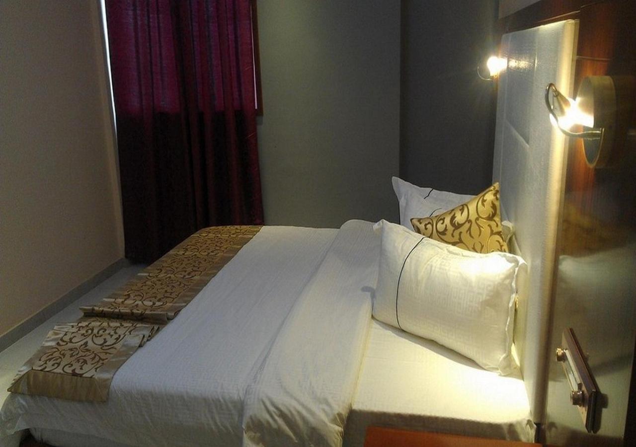 Sun Beach Hotel Cotonou Exterior photo