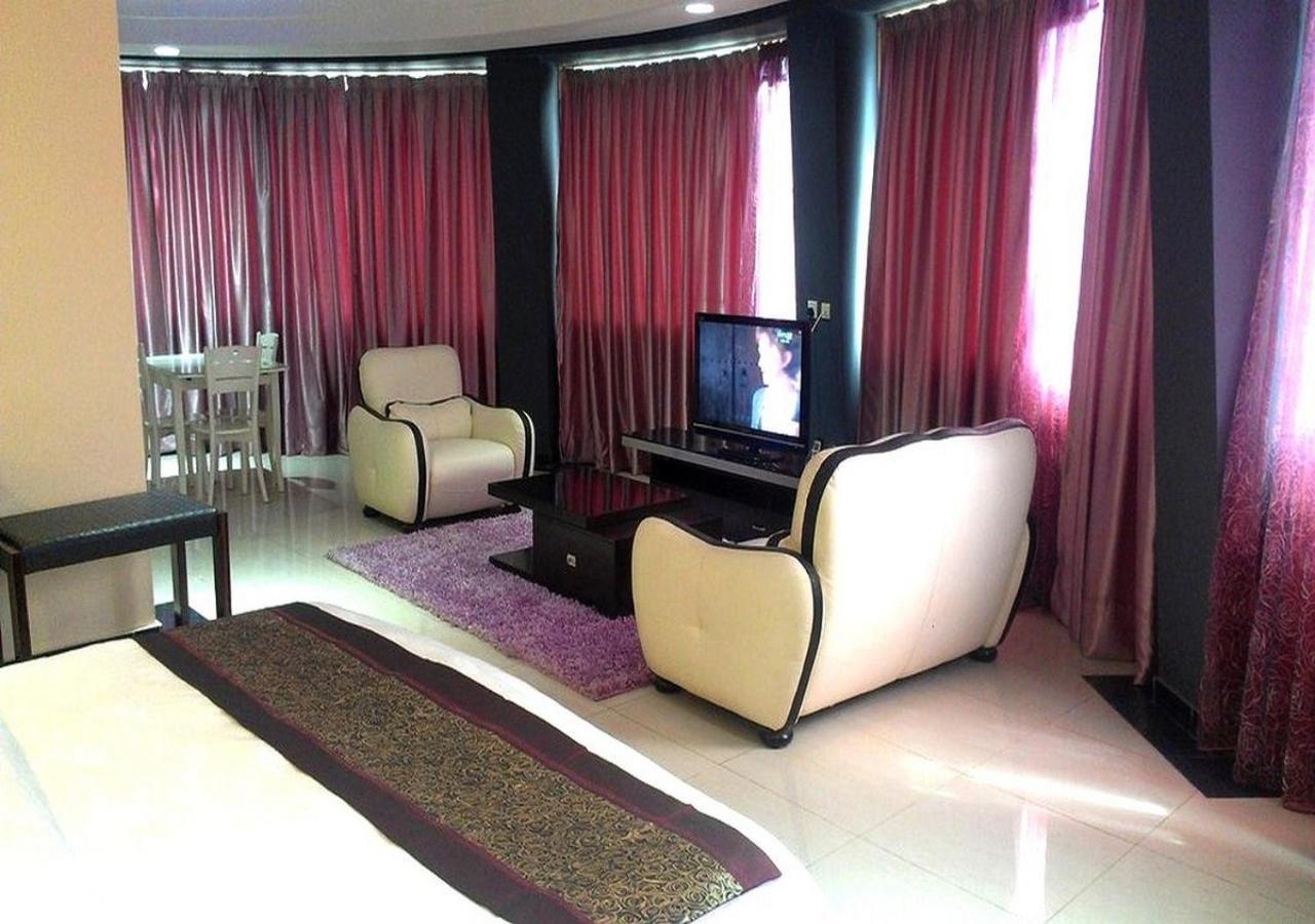 Sun Beach Hotel Cotonou Exterior photo